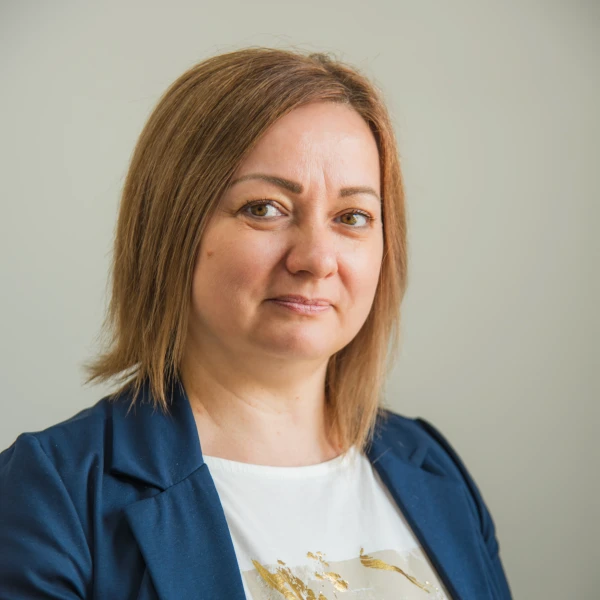 Faragóné Kökényesi Anikó